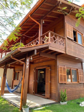 Casa espaçosa na Guarda do Embaú